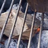 Outdoor Magic - Smoking Jam Wood Chunks 3kg - OMJAMCH3 Smokey Taste Flavor Meat Vegetables BBQ Aroma- OMJAMCH3