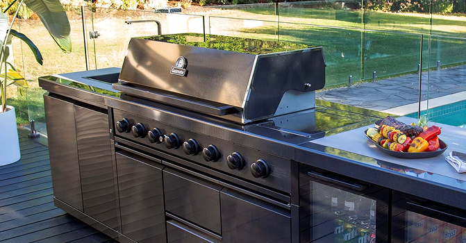 Top 5 benefits of an outdoor kitchen