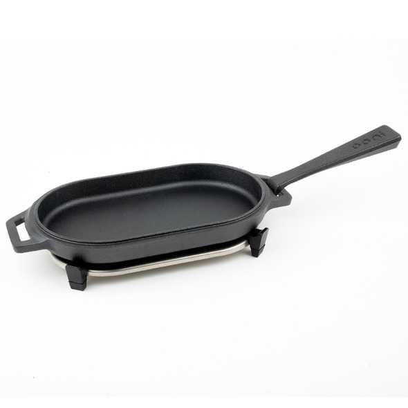 Ooni Cast Iron SIZZLER Pan with Removable handle & Stainless Steel Trivet - UU-P1A900